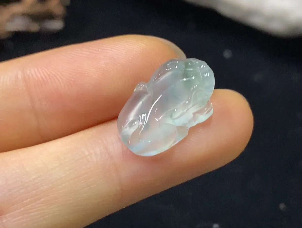 冰种白色吊坠