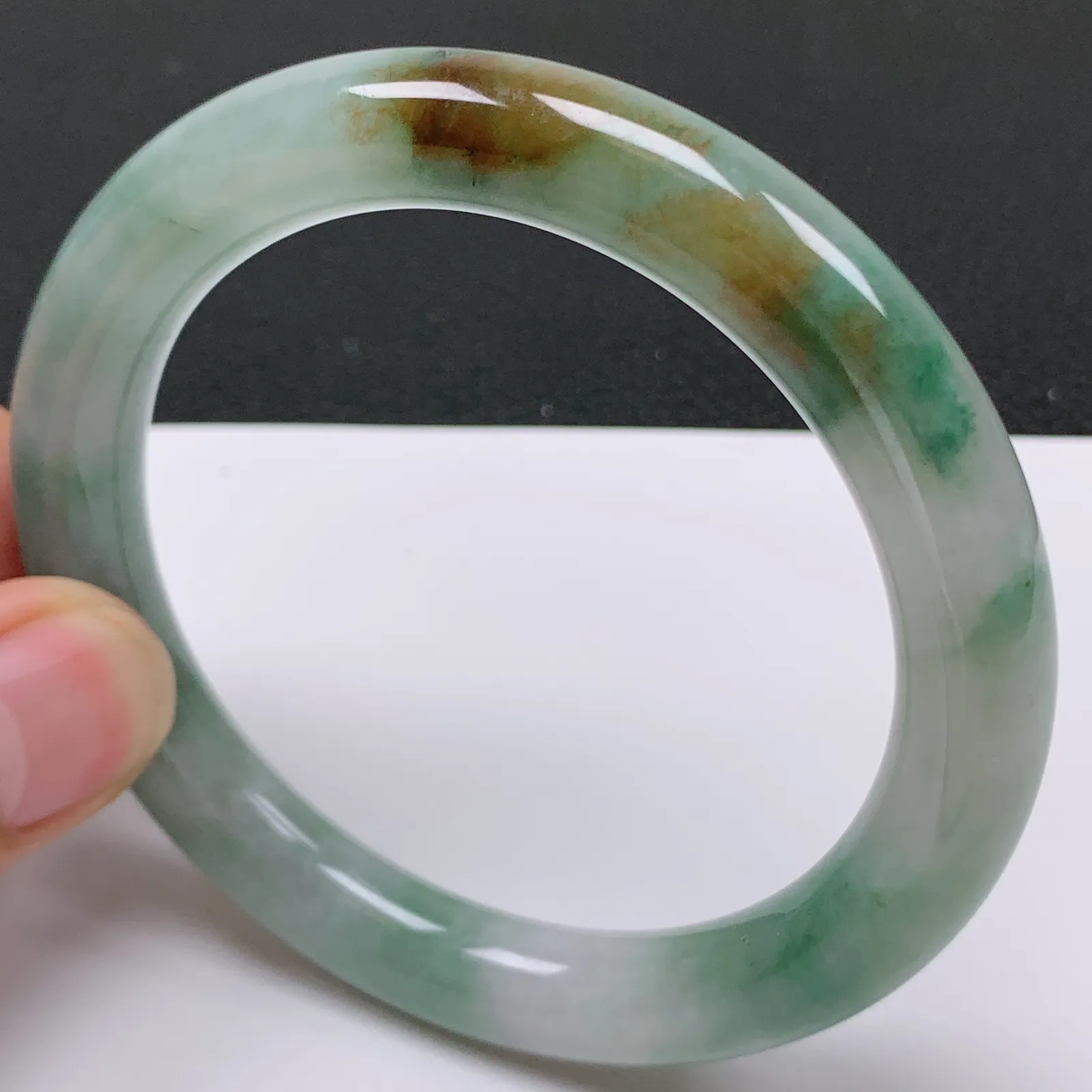 59～60圈口 缅甸天然翡翠A货双彩圆条手镯
