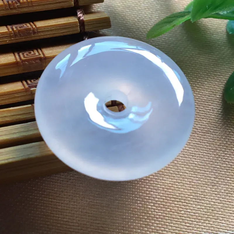 【好漂亮的老种木那冰平安扣项坠,平安吉祥,尺寸19.6*5.1mm,简约美👍耐看,非常大气,送礼或自留佳选,值得拥有.】图1