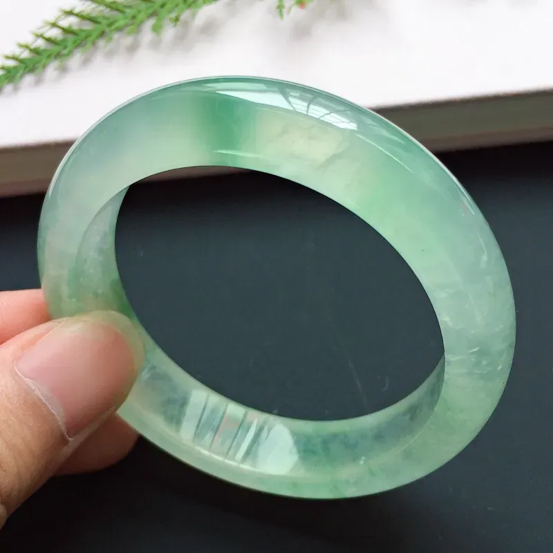 【正圈52.2mm,高冰飘花手镯,荧光闪闪,晶莹剔透,灵动飘逸,高贵奢华】图8