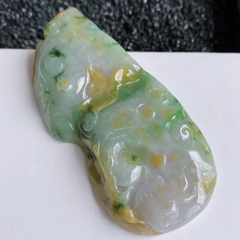 【🙏缅甸天然翡翠A货 三彩精美厚装龙牌吊坠,克重:76.35,尺寸:85*40*14.2,麟虫之长,能细能巨,能短能长,春分而登天,秋分而潜渊。霸气显工,大件厚装,佩戴上身大气!】图11