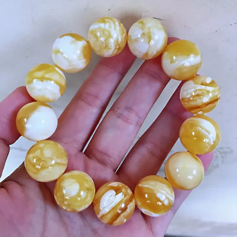 【原矿金白花蜡妖孽蜜蜡手串
全品无瑕,纯手工打磨,整体无杂裂,花纹妖孽,颜色浓郁,蜡质浓厚,纹路妖娆,如此品相,有缘者请!尺寸17mm克重37.12克】图1
