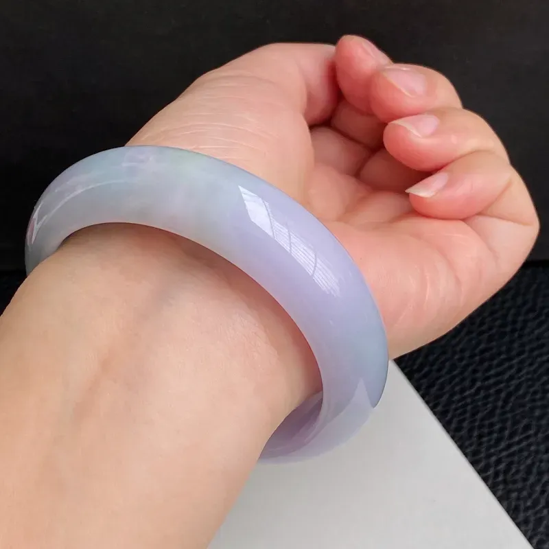 【圈口:57mm 天然翡翠A货细腻春带彩宽边手镯、编号1.21-ch】图5
