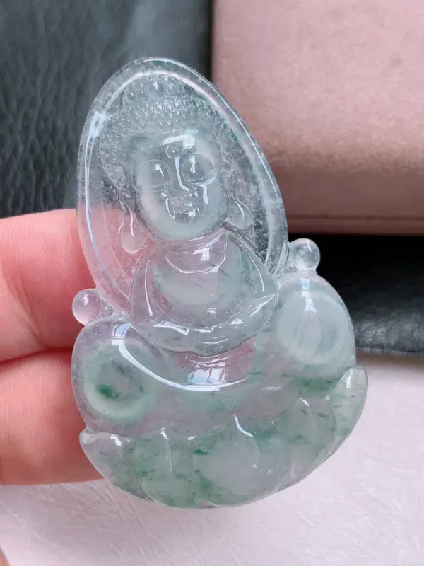 【冰宝宝佛翡翠吊坠,【自然光拍摄】饱满圆润,底子细腻,种老水足,笑口常开,大肚能容,佩戴优雅大方迷人!#02尺寸57*33*4】图6