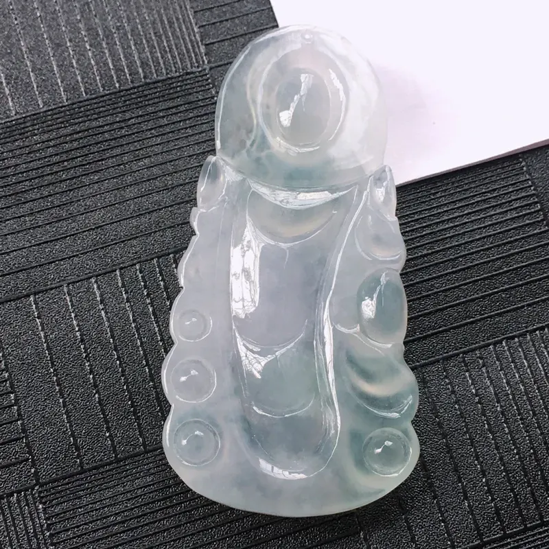 【翡翠冰糯种浅春色观音吊坠,水头好,玉质细腻温润。】图5