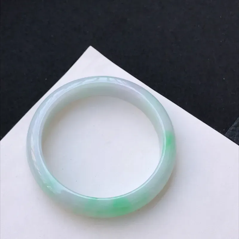 【尺寸:59.8/13.1/7.7mm,天然A货翡翠带绿宽边手镯,编号1.25-ying】图8