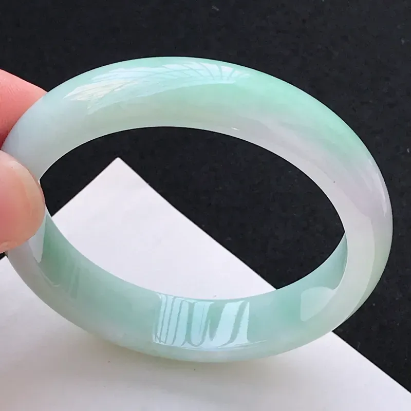 【尺寸:59.5/14/8mm,天然A货翡翠带绿宽边手镯,编号1.25-ying】图2
