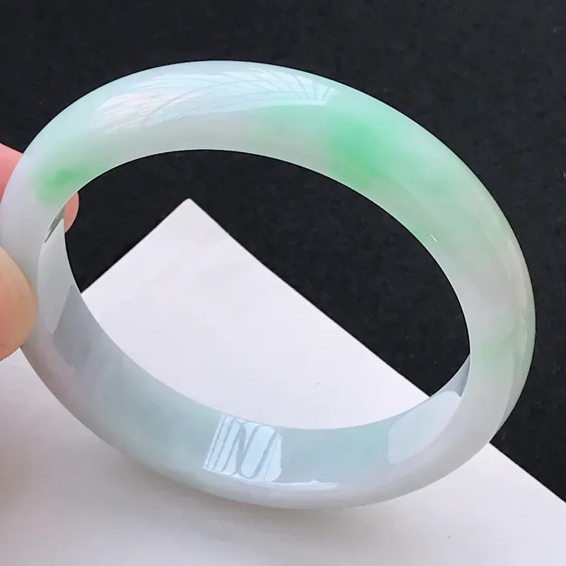 【尺寸:59.8/13.1/7.7mm,天然A货翡翠带绿宽边手镯,编号1.25-ying】图1