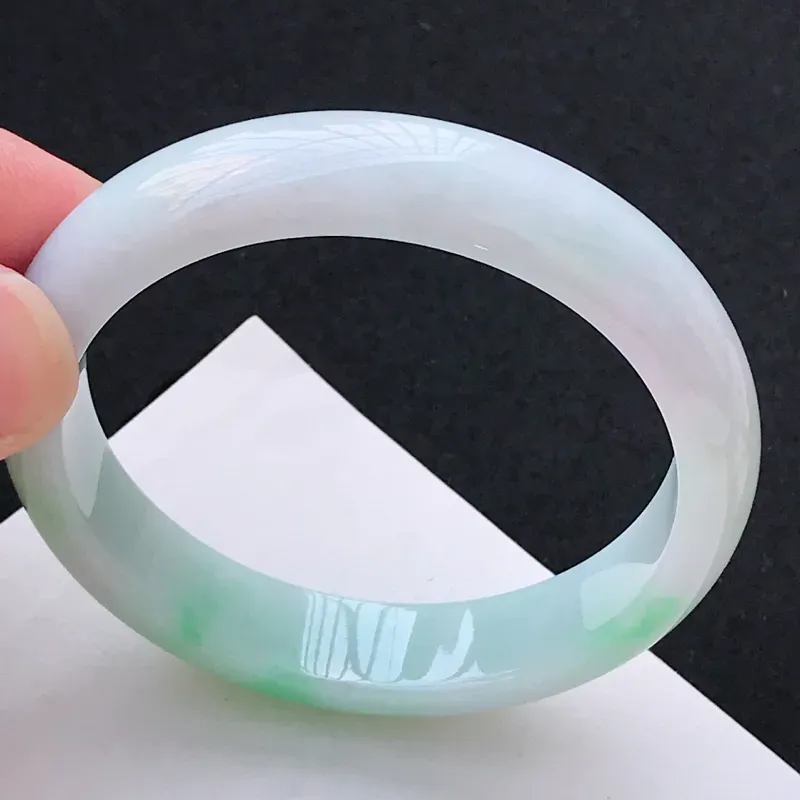 【尺寸:59.8/13.1/7.7mm,天然A货翡翠带绿宽边手镯,编号1.25-ying】图4