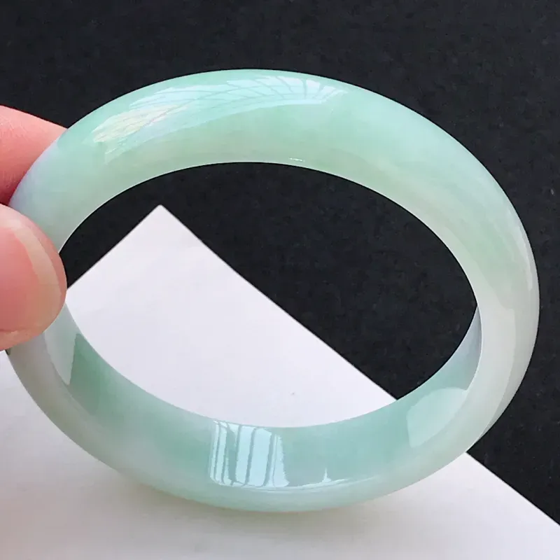 【尺寸:59.5/14/8mm,天然A货翡翠带绿宽边手镯,编号1.25-ying】图6