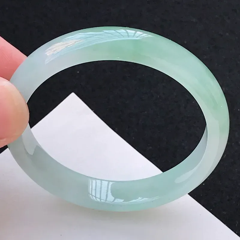 【尺寸:51.2/10.6/6.7mm,天然A货翡翠带绿宽边手镯,编号1.25-ying】图3