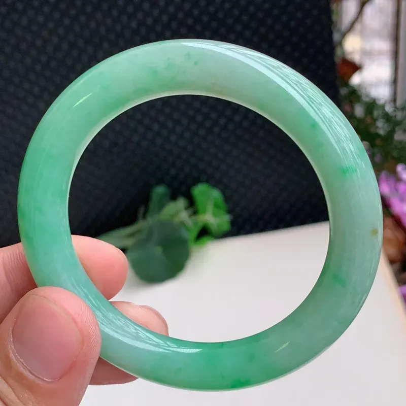 满绿圆条、圈口：54mm，A货翡翠带绿圆条手镯、编号0226a