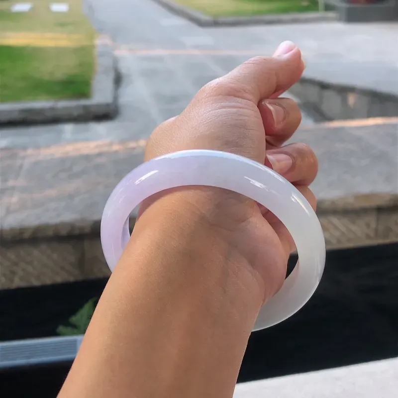 【天然翡翠正圈玉手镯,水润紫罗兰,玉质润,品相好,优雅瞩目,尺寸圈口58.4/12/7.8 , 纹】图9