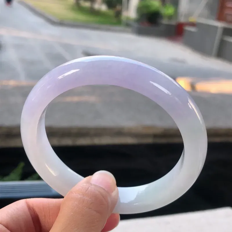 【天然翡翠正圈玉手镯,水润紫罗兰,玉质润,品相好,优雅瞩目,尺寸圈口58.4/12/7.8 , 纹】图2