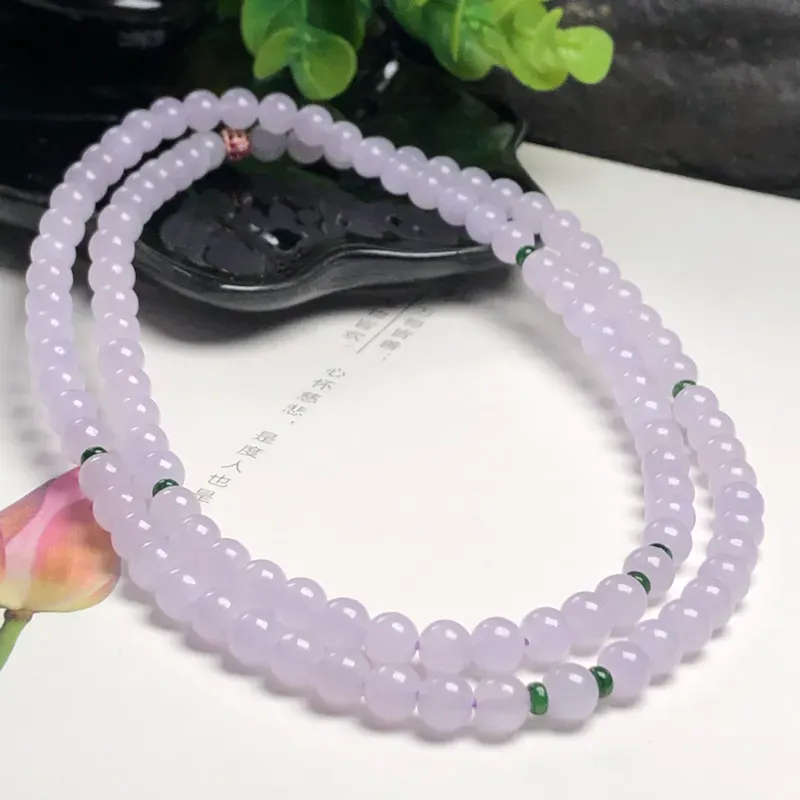 冰糯种粉紫翡翠珠链项链、108颗、直径6.6毫米、质地细腻、水润光泽、隔珠是装饰品、ADA267C3