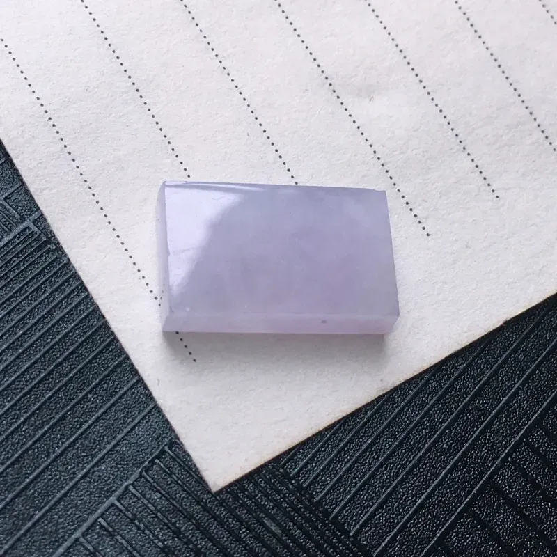 翡翠紫罗兰方形戒面镶件，种水好，玉质细腻温润，颜色漂亮，镶嵌后更好看。