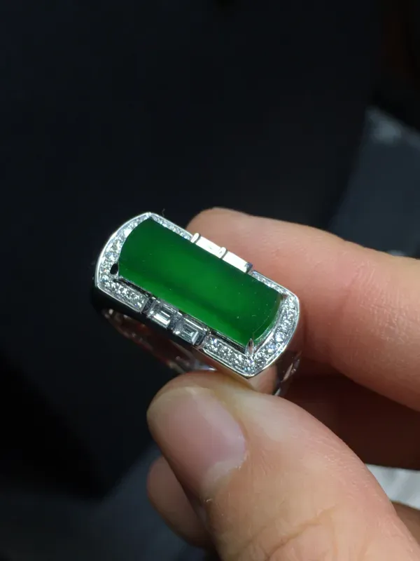 斯燃小哥哥的马鞍戒指