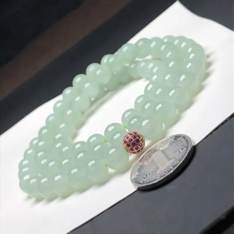 糯种晴底翡翠珠链项链，76颗，直径8.9毫米，质地细腻，水润光泽，隔珠是装饰品，A085BCM