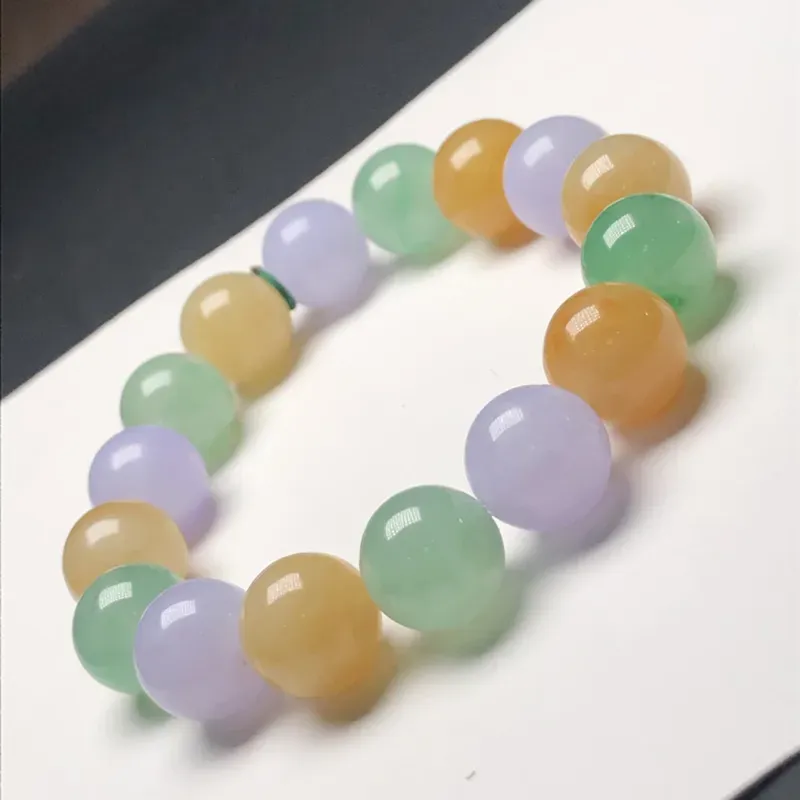 糯种糖果色翡翠珠链手串，直径11.8毫米，质地细腻，色彩鲜艳，A031AEN