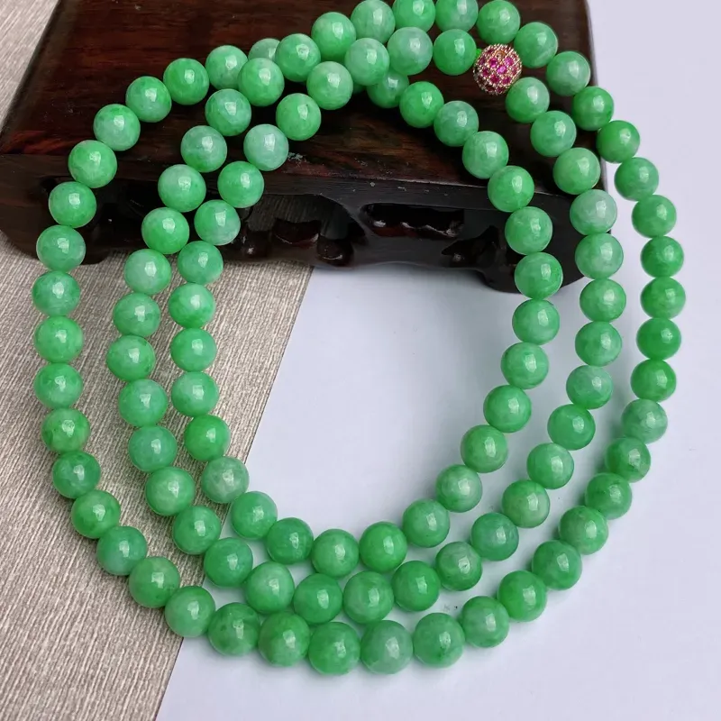 A货翡翠-种好满绿圆珠项链，尺寸-其一圆珠直径7.7mm