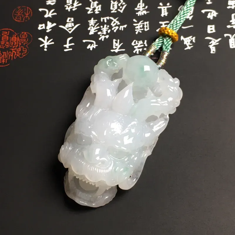 糯种【龙行天下】吊坠 质地细腻 雕工精湛