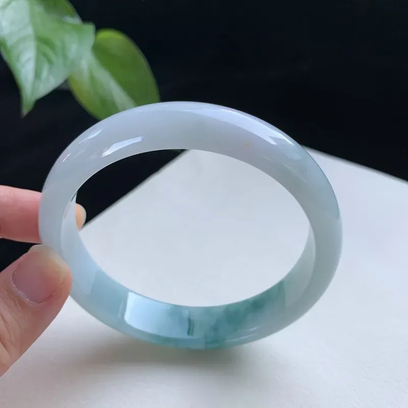 【飘花水润正圈手镯】圈口:63-14.3-7.