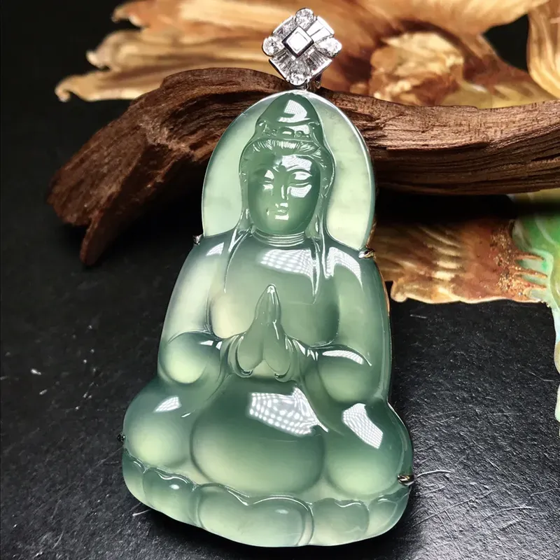 老坑高冰种晴绿正装观音,正襟危坐,双手合十,种水,颜色,纯净度,无一不