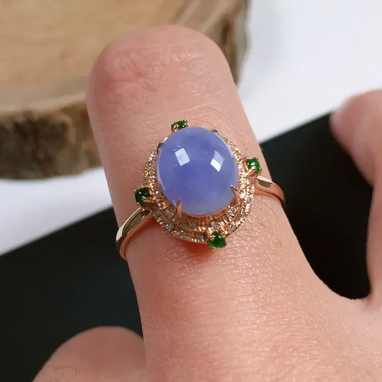 糯种紫罗兰戒指，料子细腻，色泽鲜艳，指圈:13#，裸石尺寸:8.5-7.2-4.5