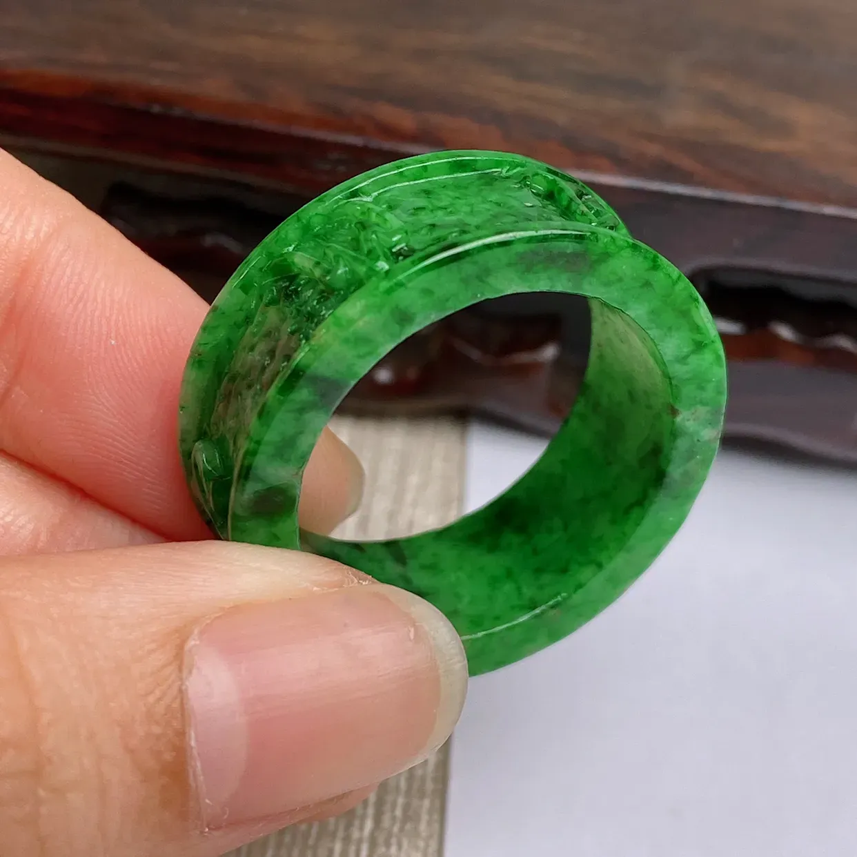 a货翡翠-种好满绿扳指,尺寸-22*10.2*3.7mm29号