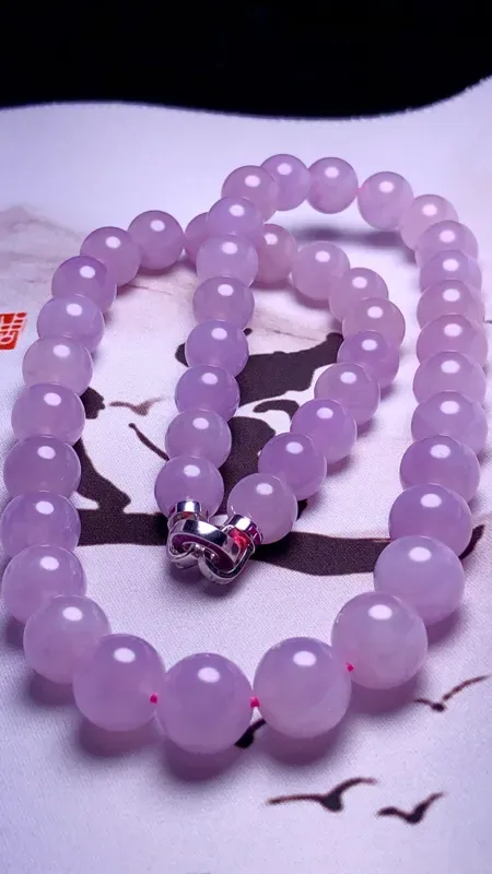 紫罗兰珠链项链，
直径12～14mm，45粒，175g，
约575mm，18K金伴天然钻石+粉色蓝宝石扣子，