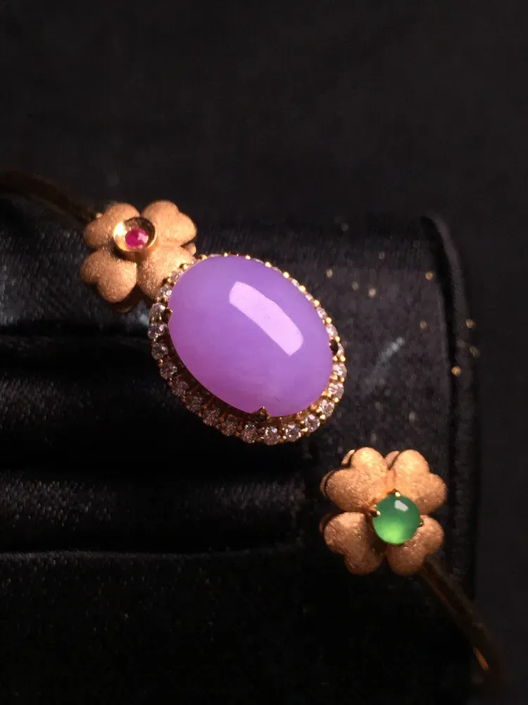 紫罗兰蛋面手环，18k金豪华镶嵌，种水超好，玉质细腻