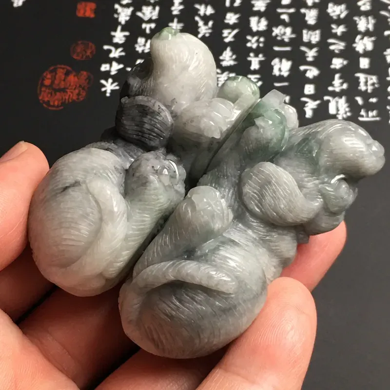 豆种乌鸡种【旺财】小摆件 尺寸63.6-34.5-28.6/62.5-34.7-27.7毫米 雕工精湛 栩栩如生