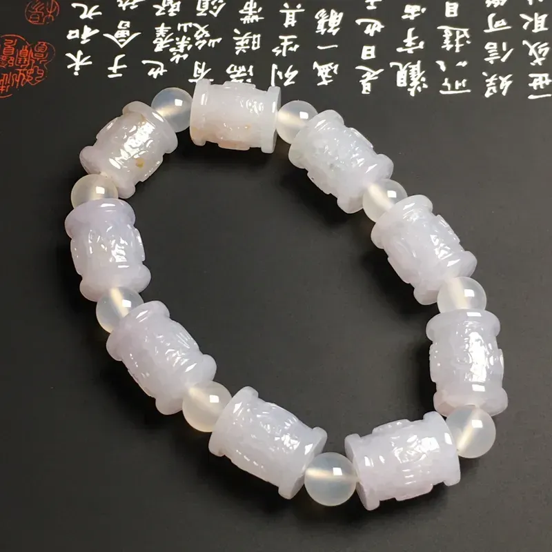 糯化种六字真言路路通手串 9颗 质地细腻 雕工精湛 款式时尚 隔珠为装饰品