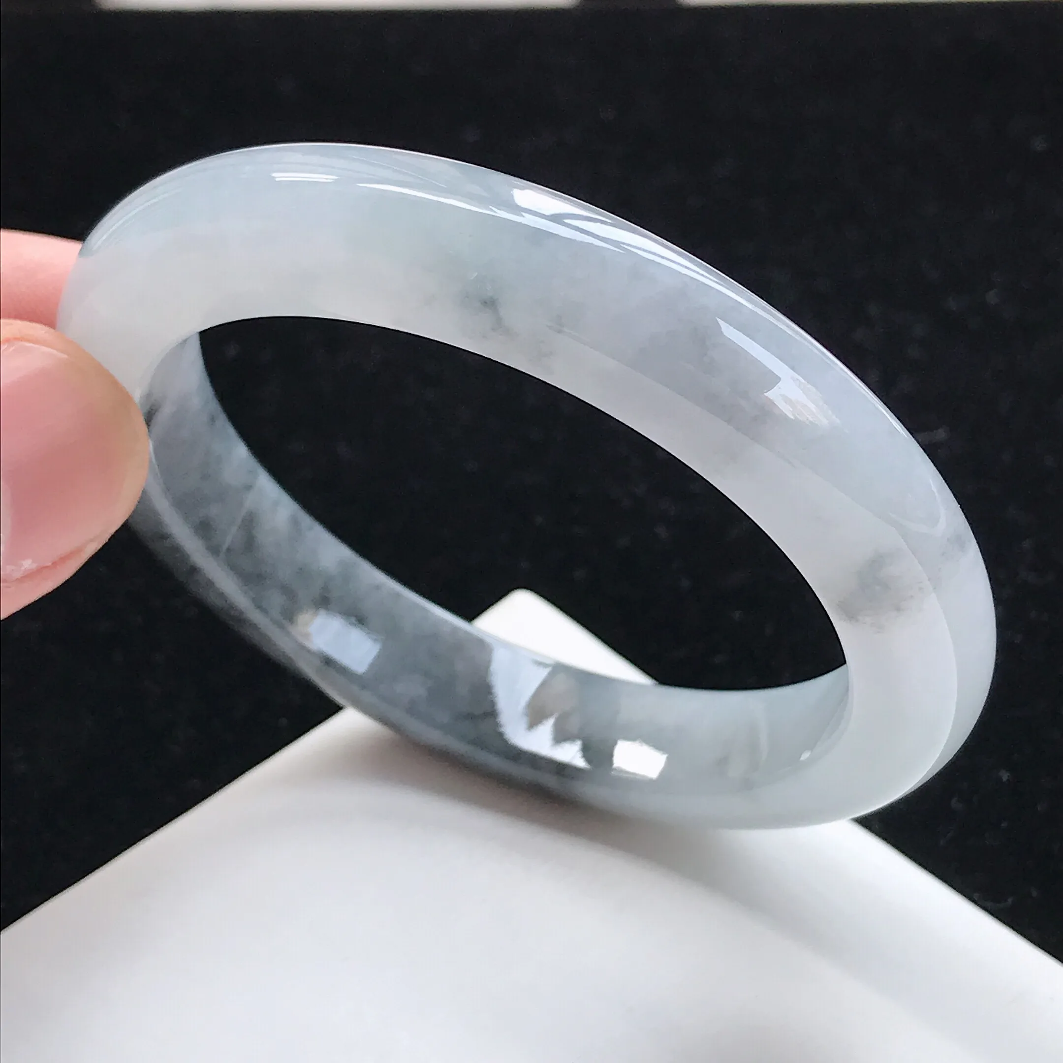 4圈口 翡翠莹润乌鸡种正装手镯 a178玉质细腻,底子清爽,韵味十足,尺寸