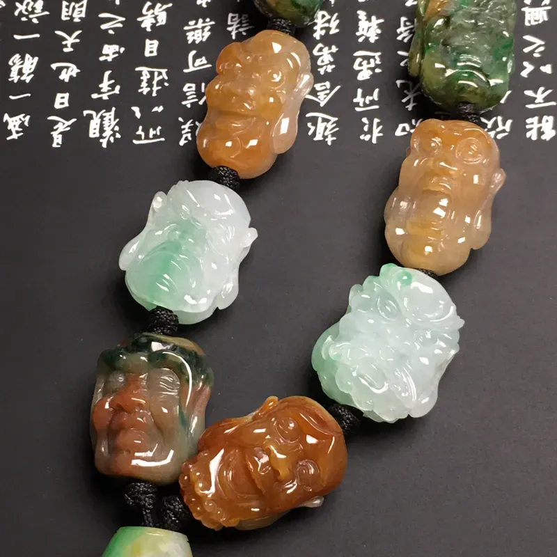 糯化种多彩【十八罗汉】男式项链 色彩艳丽 质地细腻 雕工精湛 款式时尚 总长度390毫米 单颗尺寸27-21.5-21.8毫米