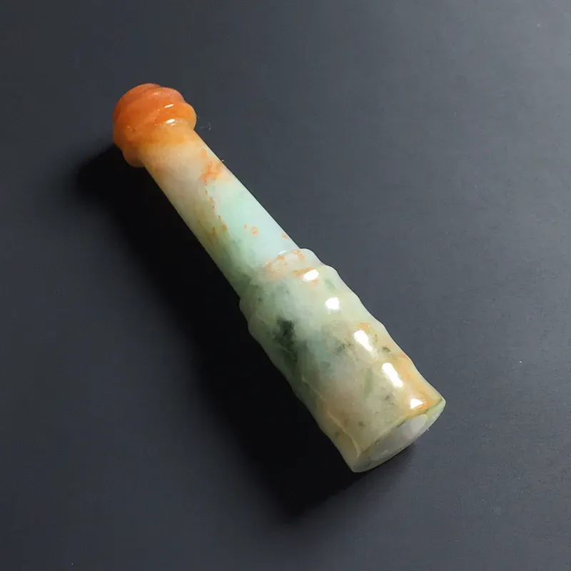双彩精美烟嘴 尺寸57-12毫米 色泽亮丽 小巧精致
