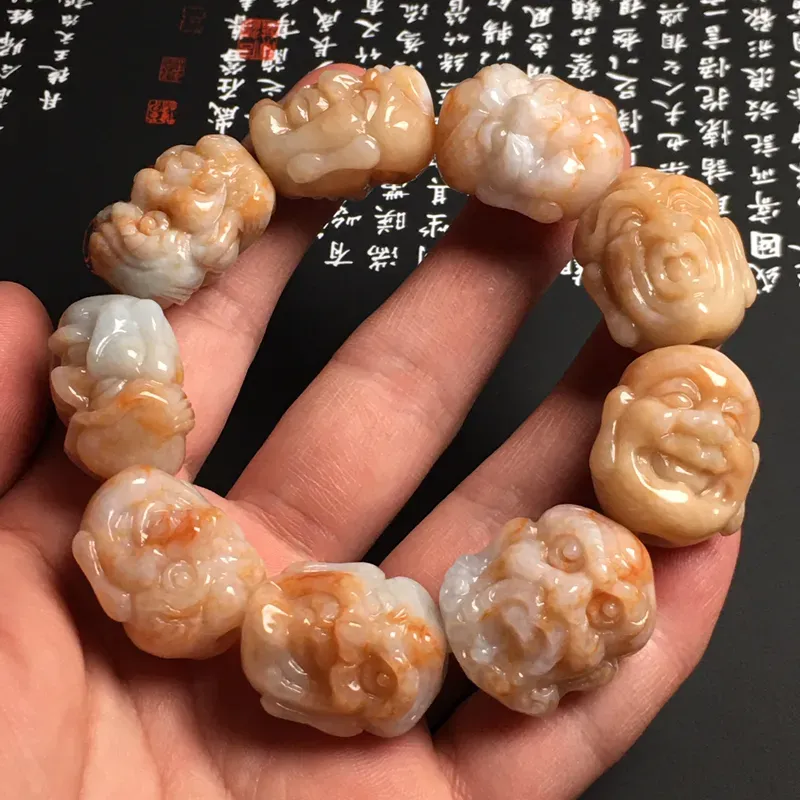 糯化种黄翡【十八罗汉】手串 9颗 色彩艳丽 质地细腻 雕工精湛 任取一颗裸石尺寸26-21.8-19.7毫米