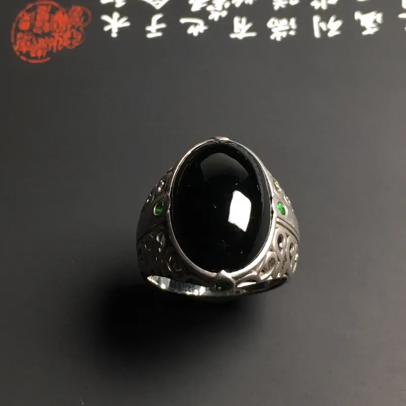 老坑冰种墨翠男式戒面 指圈19.1毫米 裸石尺寸20.5-13-5毫米 黑度佳 款式时尚 打灯通透 