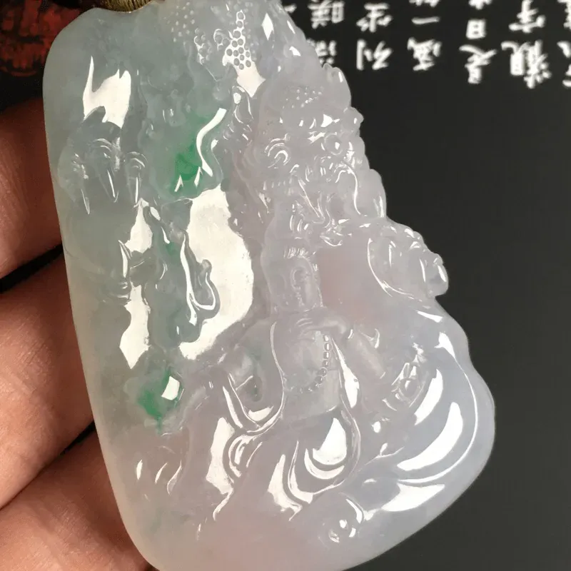冰糯种飘翠【自在观音】吊坠 质地细腻 雕工精湛