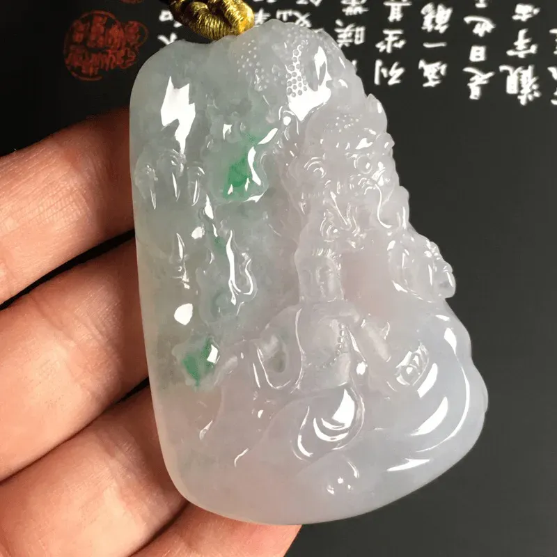 冰糯种飘翠【自在观音】吊坠 质地细腻 雕工精湛