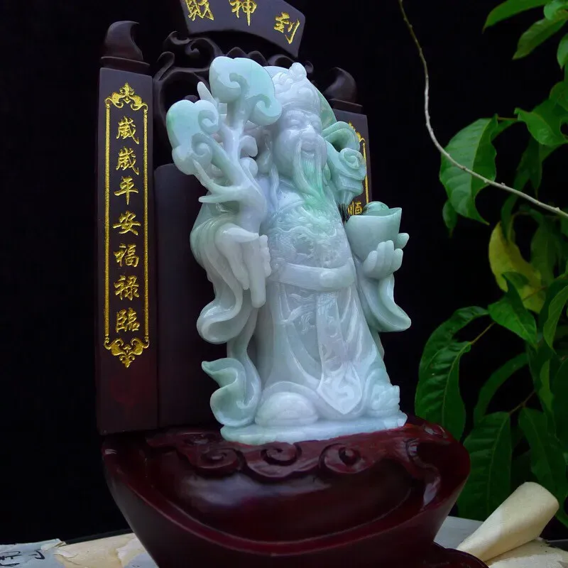 翡翠老坑水润招财进宝财神爷精品摆件 ，招财进宝，福禄寿全，玉质细腻，雕工精美，zz裸石尺寸180*120*50mm 连檀木尺寸360*210*135mm玉石重1.43公斤