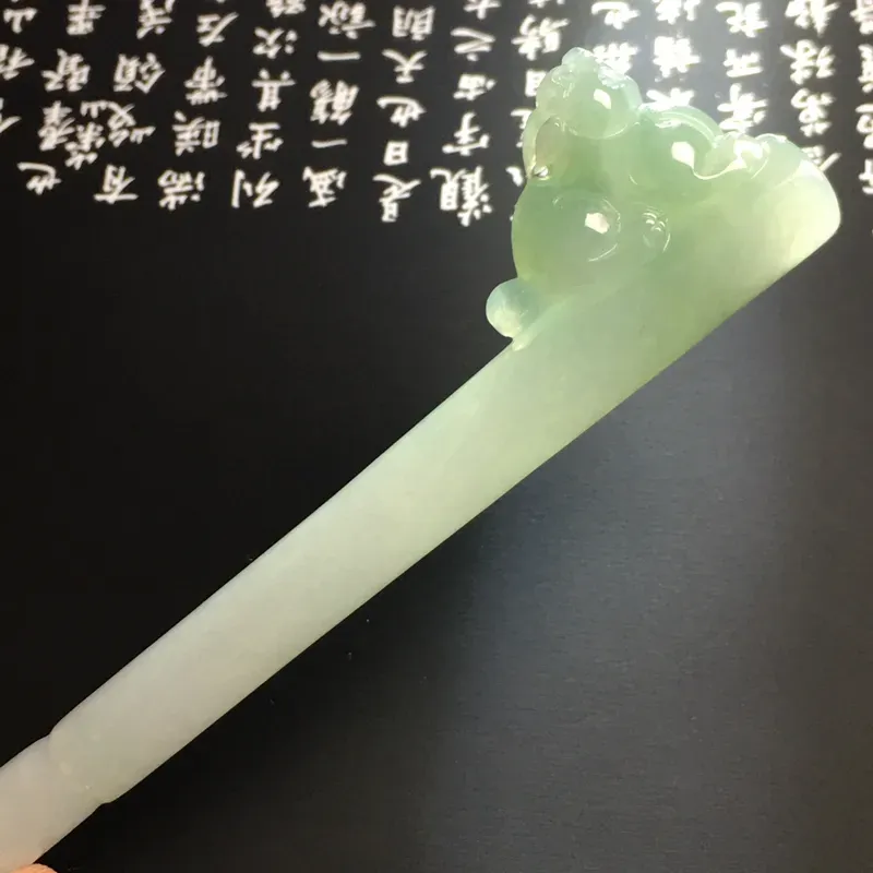 糯化种【招财貔貅】烟嘴 质地细腻 雕工精湛 款式新颖 水润通透