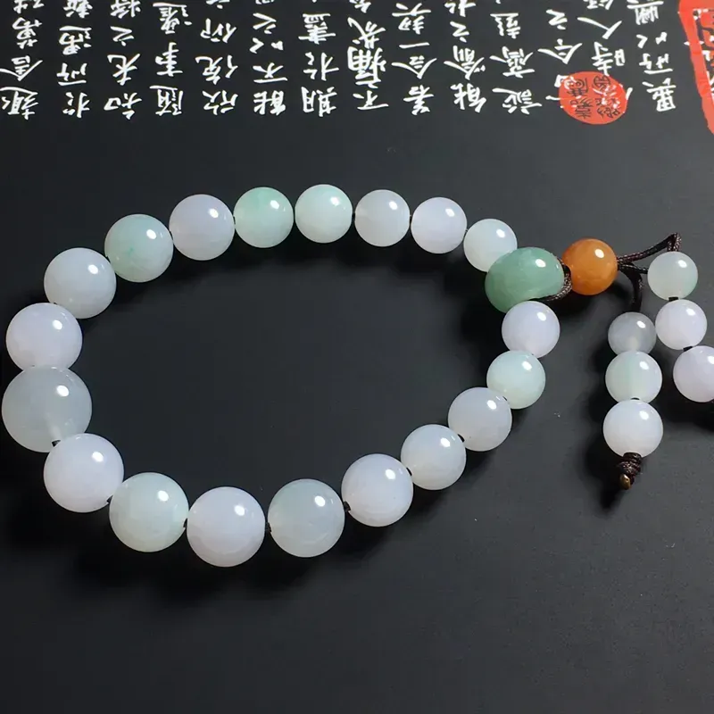 糯化种春色佛珠手串 20颗 取大取小分别为11-7毫米 水润细腻 色泽亮丽 独特精美