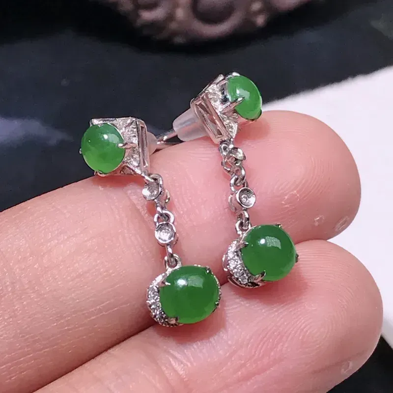 伟德国际十大热门翡翠耳坠排行榜