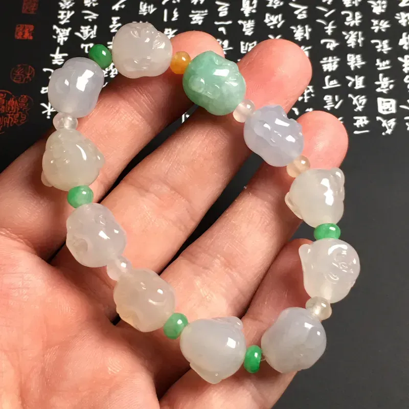 糯化种【佛头】手串 11颗 质地细腻 雕工精湛 款式时尚 尺寸为翠色裸石尺寸