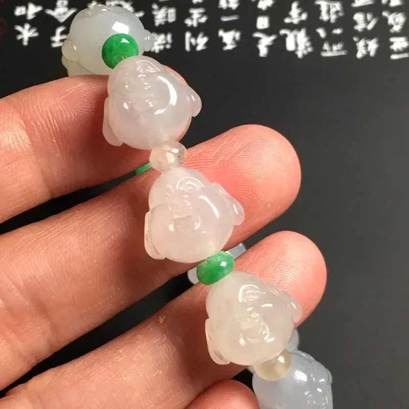 糯化种【佛头】手串 11颗 质地细腻 雕工精湛 款式时尚 尺寸为翠色裸石尺寸