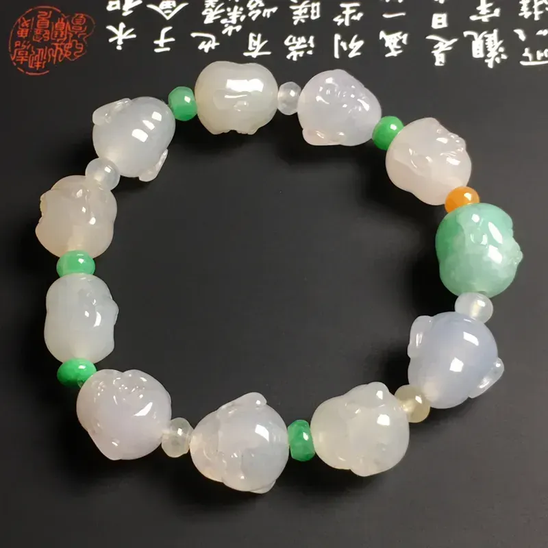糯化种【佛头】手串 11颗 质地细腻 雕工精湛 款式时尚 尺寸为翠色裸石尺寸