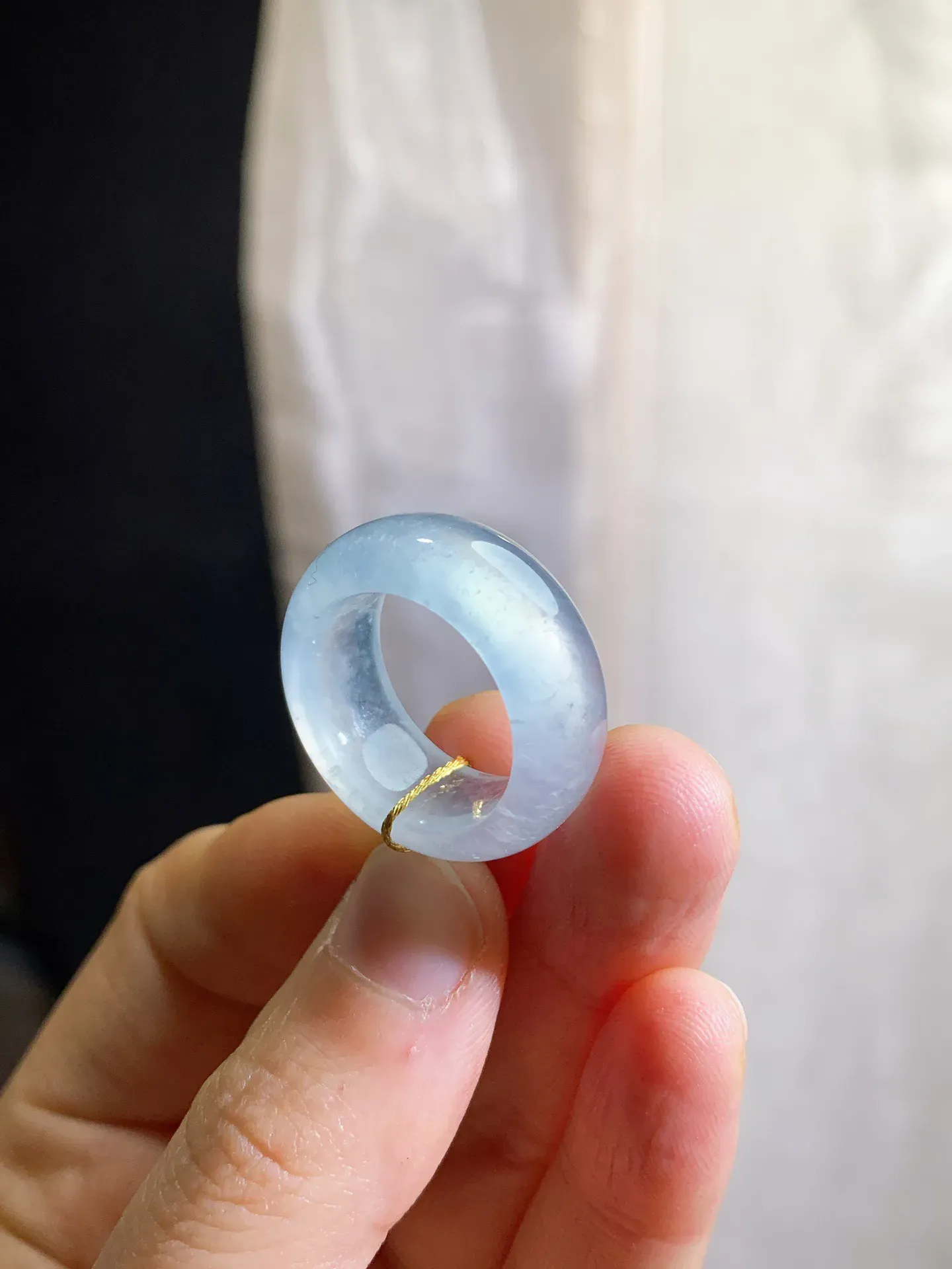 冰种指环，尺寸:9.9/4.5   卡尺直径:16.1mm    圈口:10