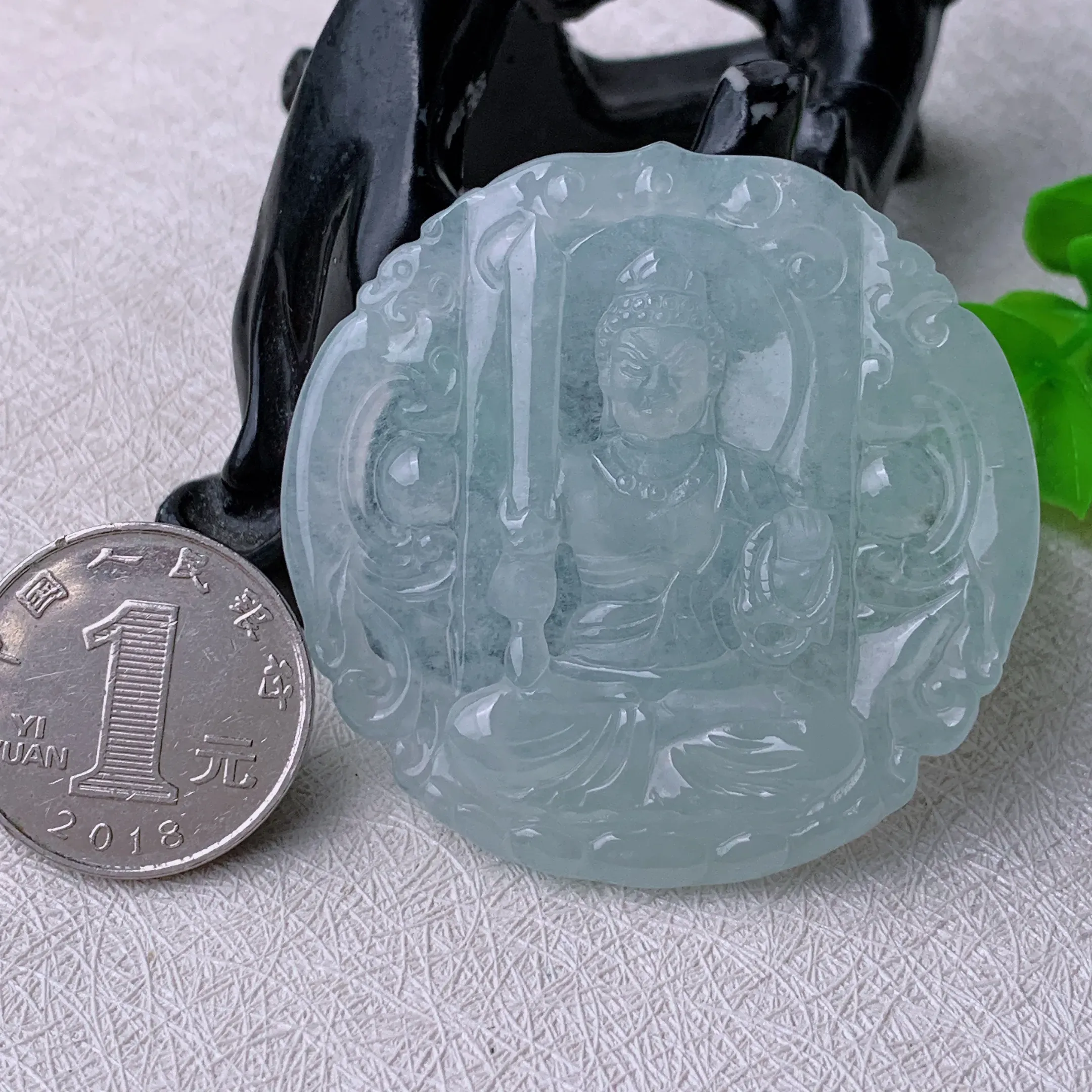 冰种磨砂水润不动明王挂件       尺寸53*53.6*4.9mm  水头好，料子细腻，莹润通透，佩戴效果好#20