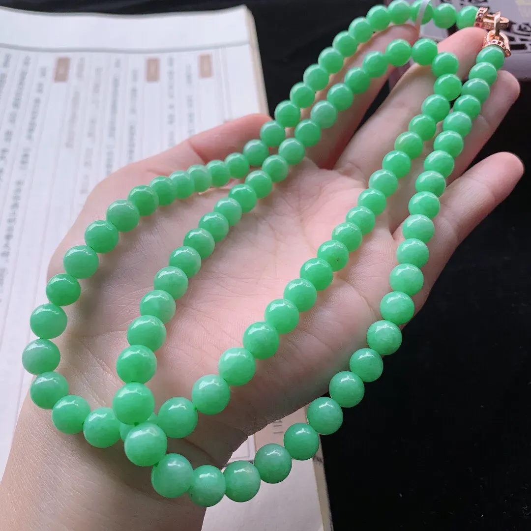 1129天然翡翠A货果绿珠链项链，珠子尺寸:8mm 90颗，40